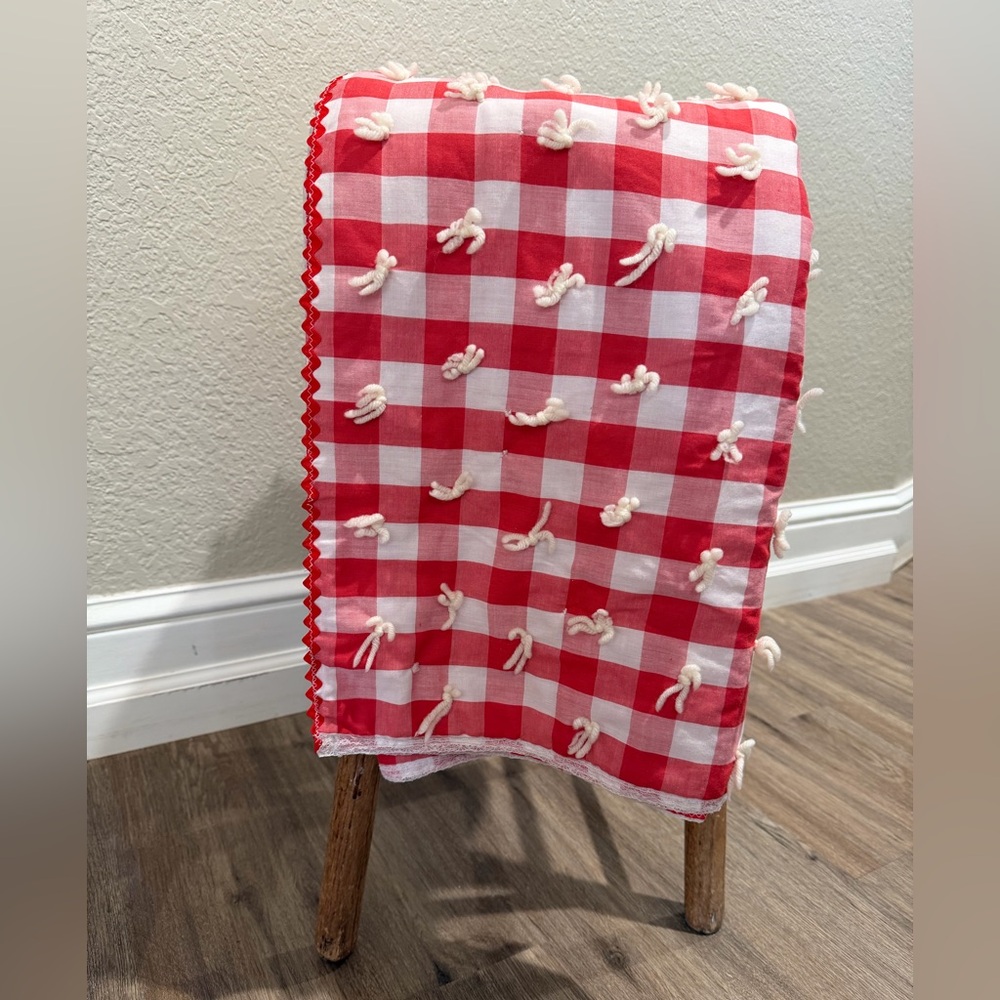 Vtg Handmade Red and White Gingham Tied Throw Blanket